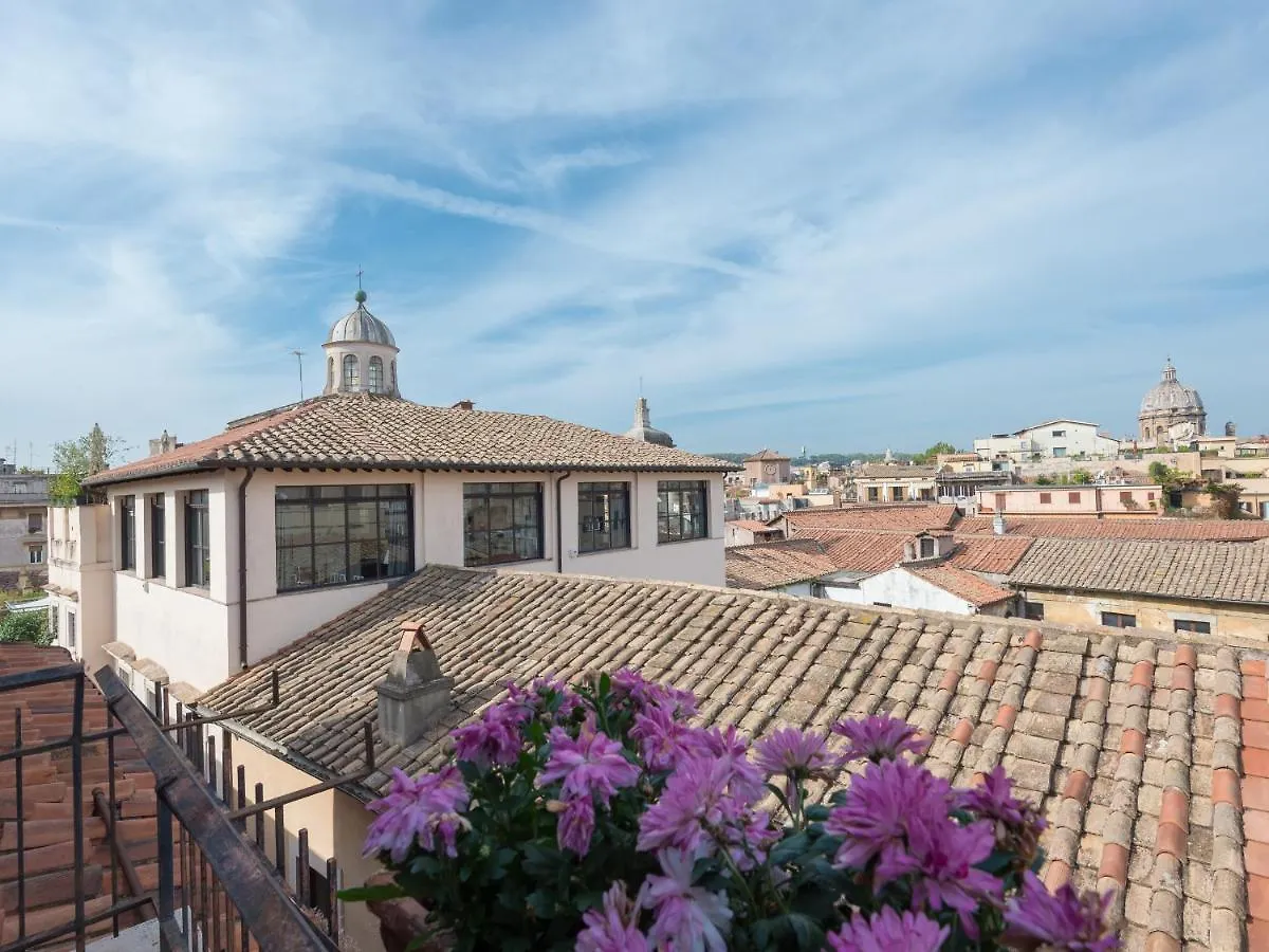 Piazza Lovatelli Luxury Penthouse Apartment Rome